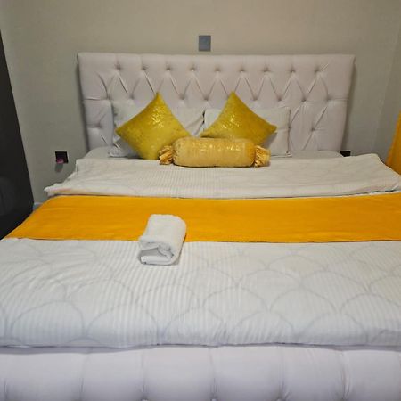 Royalty Cubes-Jkia Hotell Nairobi Eksteriør bilde